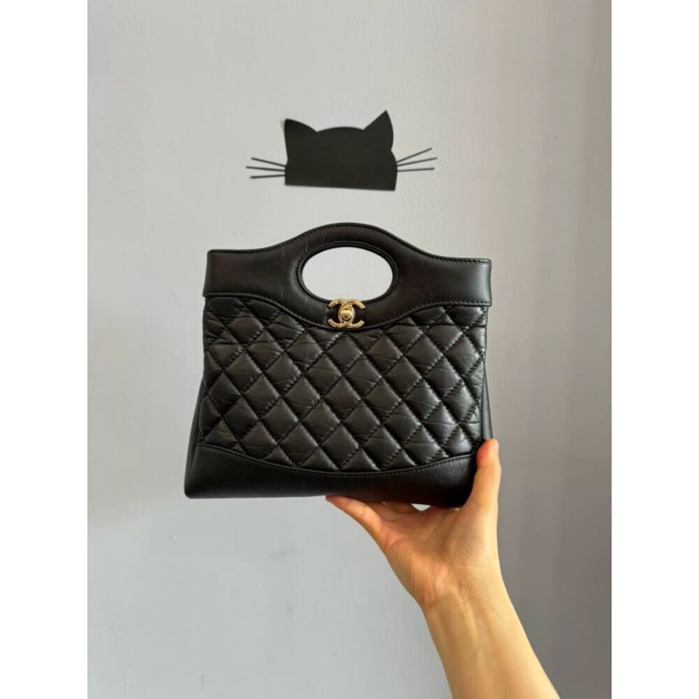 Chanel Women Pre-Loved Bag Very Good Condition